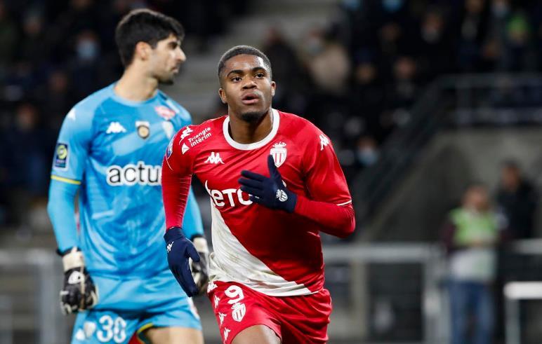 拟世界中 拟世界中